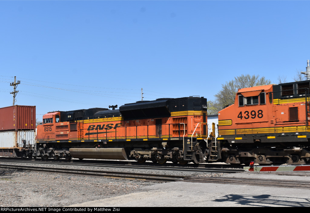 BNSF 8515